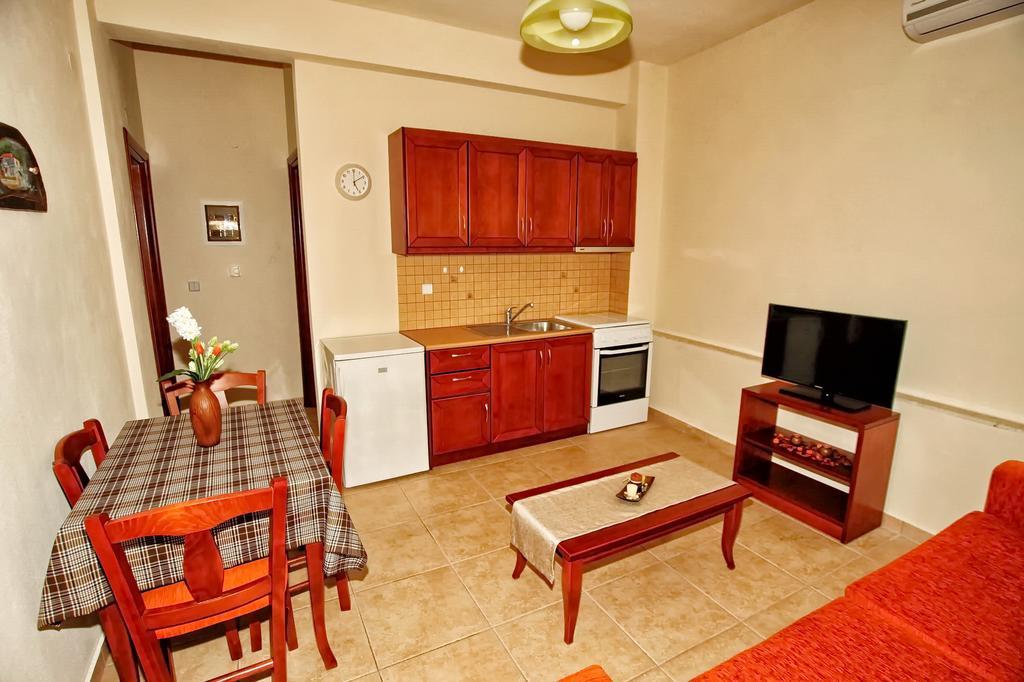 Mirtofiton Traditional Apartments Tsikrikonis מראה חיצוני תמונה